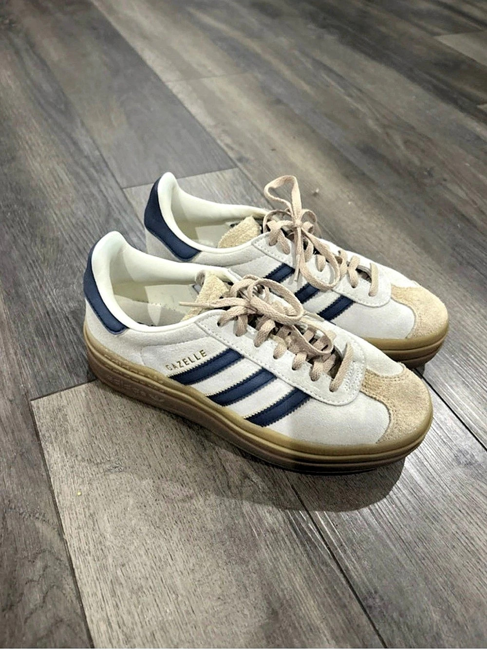 adidas Gazelle Sneakers White & Navy Blue US 7